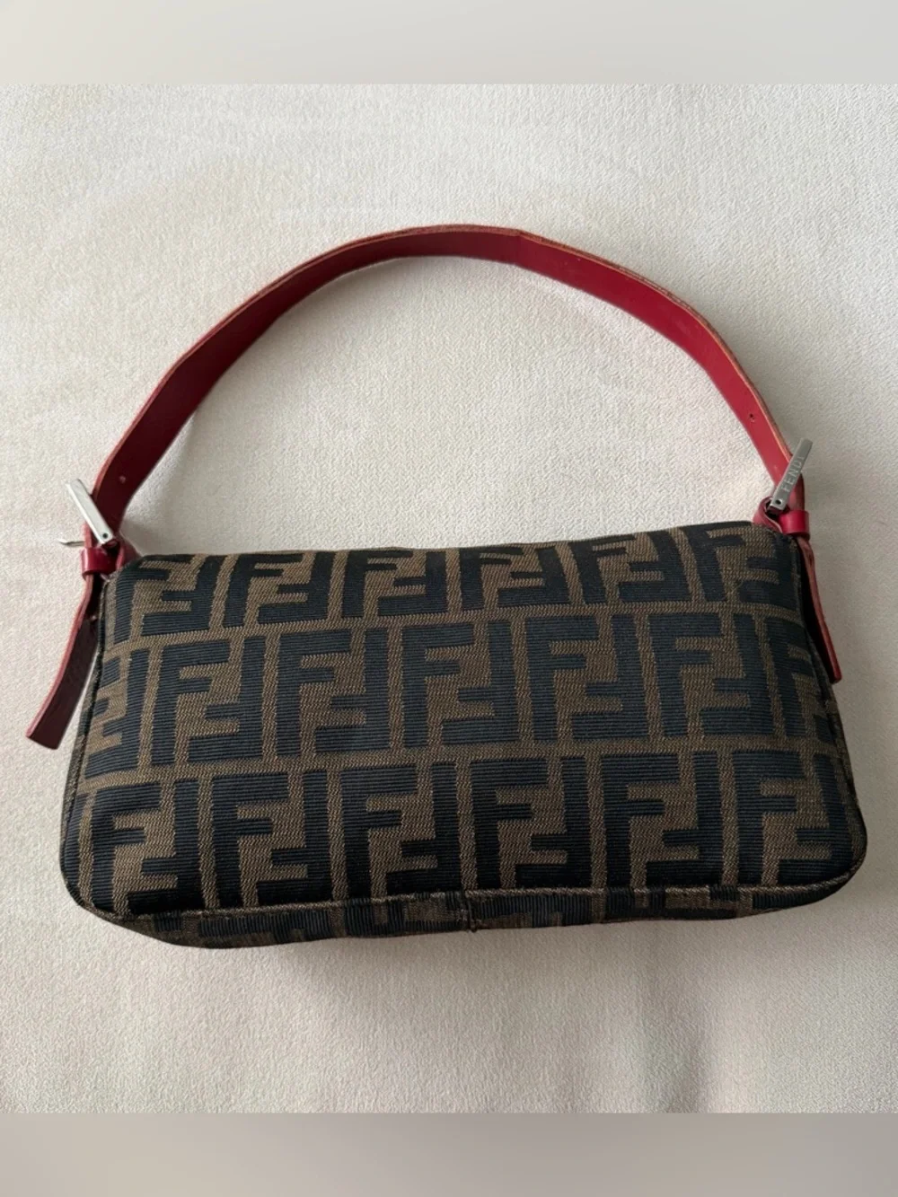 Fendi Red Leather Zucca Baguette - Picture 3 of 8